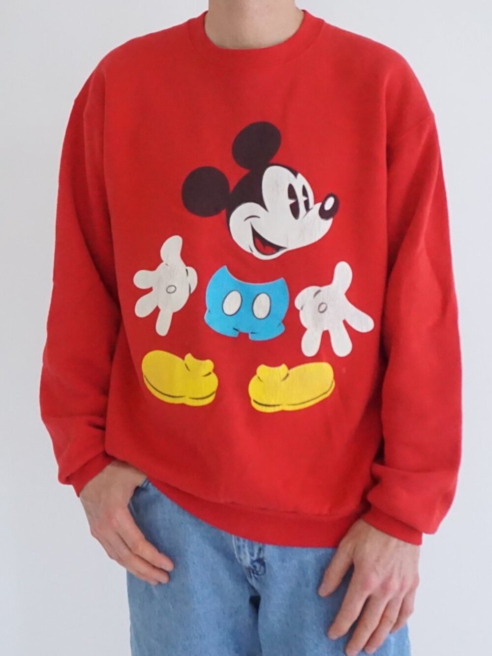 Vintage Walt Disney Red Mickey Mouse Character Sweatshirt Long Sleeve Classic L